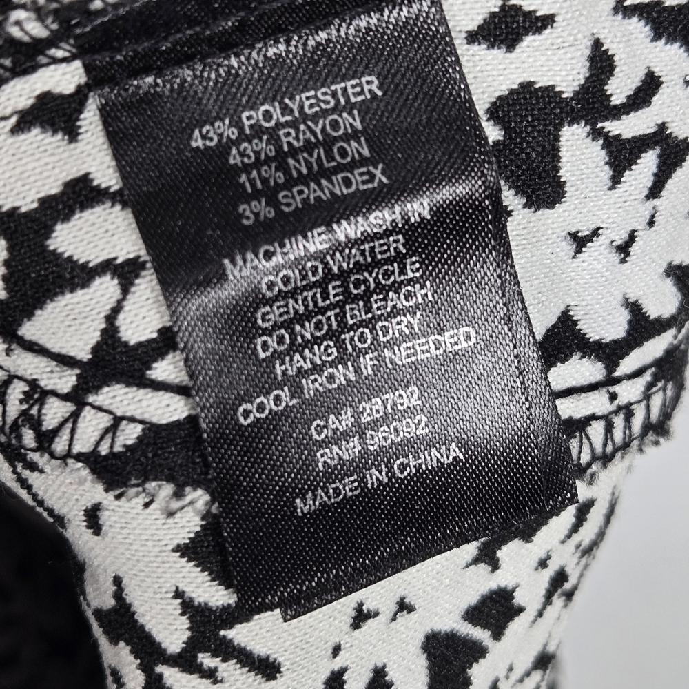 Dalia Black White Floral Printed Textured Elastic Waist Pull On Pants Size 8 - Picture 10 of 11